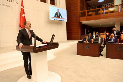 Fatih Erbakan: “LGBT’ye gelince özgürlük, inanca gelince yasak!”