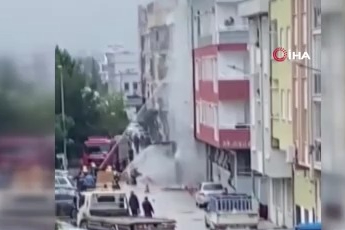 Bursa'da doğalgaz borusu patladı, korku dolu anlar yaşandı
