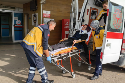 Feci kaza: Otomobiller kafa kafaya çarpıştı