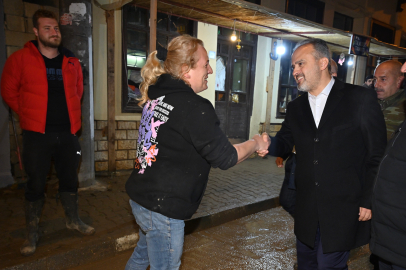 Başkan Aktaş gece mesaisinde! Çalışmaları inceledi