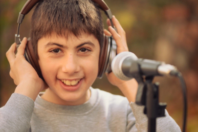 Öğretmenler, özel öğrencilerle çalıp söyledi