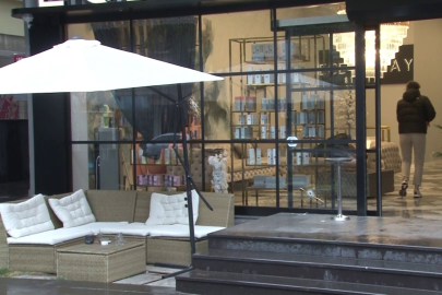 Ece Ronay’ın Kadıköy’de bulunan güzellik merkezi kurşunlandı