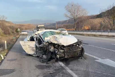 Zincirleme kaza: 5’i öğrenci 7 yaralı