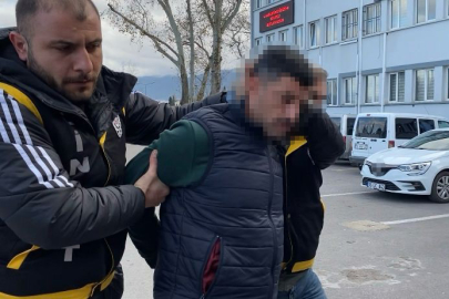 Eşini öldürüp kaçan şüpheli, depoda yakalandı