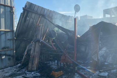 Geri dönüşüm tesisinde yangın!