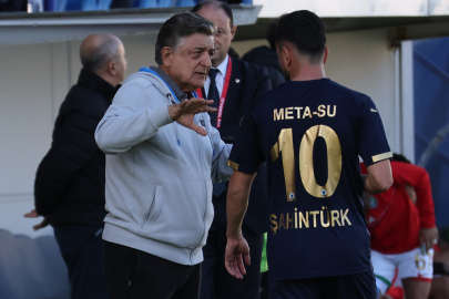 Yılmaz Vural yönetimindeki Menemen FK, play-off hattında