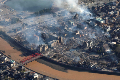 JAPONYA'DAKİ DEPREMDE CAN KAYBI 30'A YÜKSELDİ