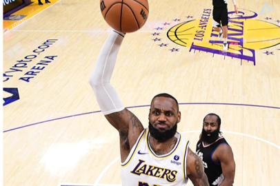 NBA’de Los Angeles derbisinde kazanan Lakers