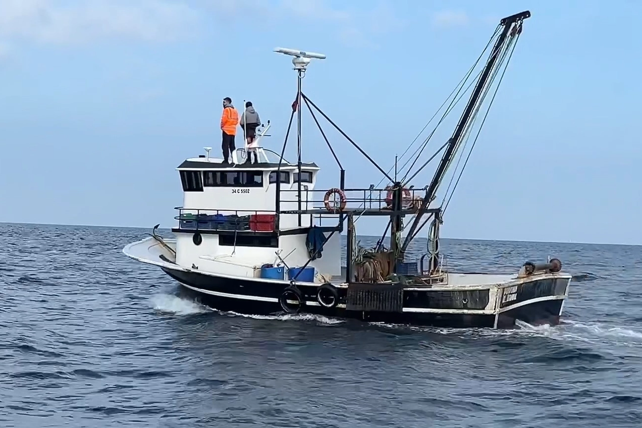 13 balıkçı teknesi arama çalışmalarına destek veriyor