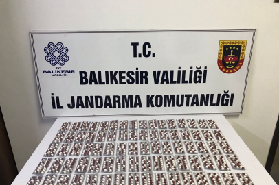 Uyuşturucu Operasyonu: Durdurulan Araçtan 1139 Adet Hap Çıktı