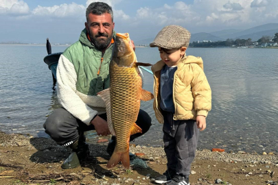 İznik Gölü'nde sazan bereketi