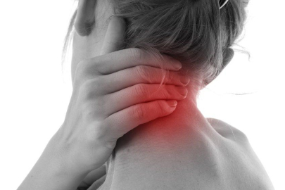 Dikkat! Boyun Ağrınız Uzun Süre Geçmiyorsa Bu Neden Olabilir!