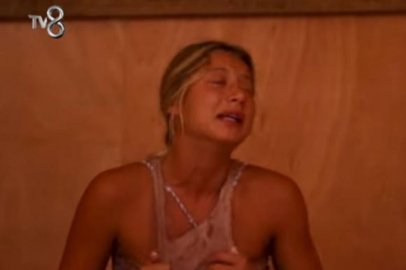 Survivor'da Aleyna Kalaycıoğlu adada sinir krizi geçirdi!