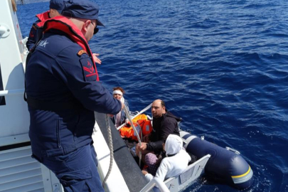 Yunanistan ölüme itti, 47 göçmeni Türkiye kurtardı