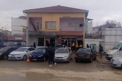 Otel Odasında İntihar Etti