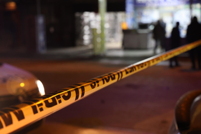 Dur İhtarına Uymadı, Başına Silah Dayadı