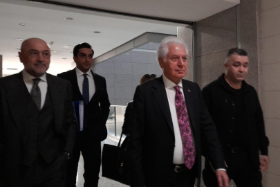 Belediye Başkanı İfade Vermek Üzere Adliyede