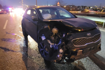 Otomobiliyle Bariyerlere Çarparak Hayatını Kaybetti