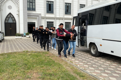 Sosyal Medya Tartışması Cinayetle Bitti: Maskelerle Kahveyi Taradılar!