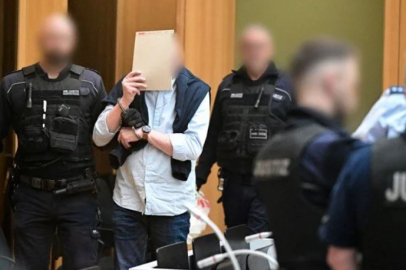 Almanya'da "İmparatorluk Vatandaşları" Adlı Grubun Darbe Planı Davası Başladı