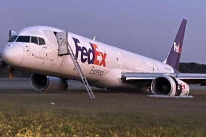 İstanbul Havalimanı'nda Fedex Kargo Uçağı Gövde Üzerine İniş Yaptı