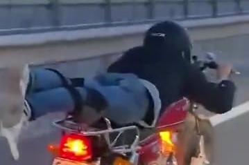 Motosikletli Sürücü Yürekleri Ağza Getirdi