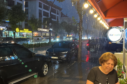 Bolu’da Gök Gürültülü Sağanak Hayatı Olumsuz Etkiledi