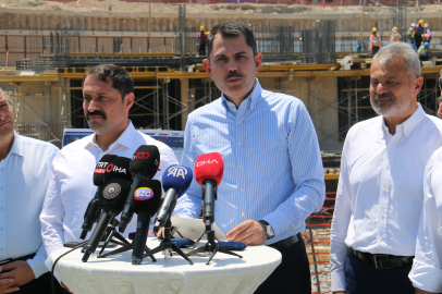 Bakan Kurum: 'Amacımız 2024 yılı sonuna kadar 200 bin konutun teslimini gerçekleştirmek'