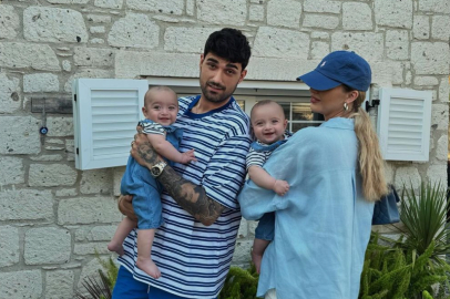 Yasemin Şefkatli ve İdo Tatlıses İkizlerini Paylaşmaya Devam Ediyor