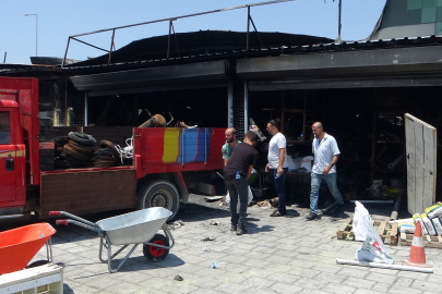 Malatya'da Konteyner Çarşıda Yangın Çıktı