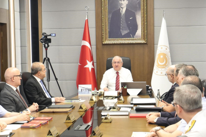 Bakan Güler:  "Barıştan yana olanlar Türkiye ile hareket etmeli" 