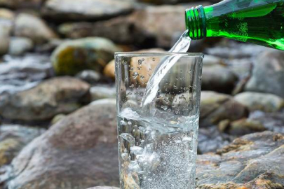  Maden Suyu Nasıl Üretilir? Doğal Kaynaktan Sofralarınıza Yolculuk