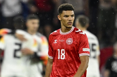 Galatasaray'dan Sağ Beke Alexander Bah Sürprizi