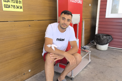 Duşa Girdi Neye Uğradığını Şaşırdı!