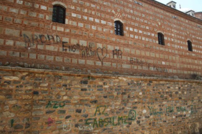 Tarihe böyle saygısızlık görülmedi