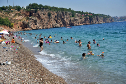 Nem yüzde 80'i bulunca sahiller doldu taştı
