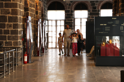 Sadece kadın isimlerinin yazılı olduğu 2 bin 648 yıllık 'kil tablet'!