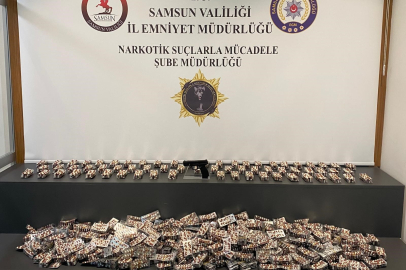 Yok artık! 22 bin 301 adet sentetik ecza ile yakalandı!