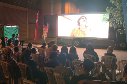 Bursa Büyükşehir Belediyesi'nden Açık Havada Sinema Hizmeti!