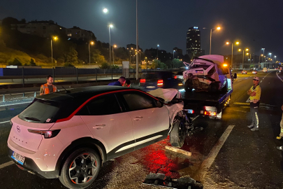 İki araç çarpıştı: 1 ölü