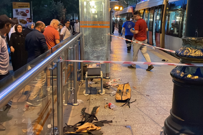 Tramvay durağında şüpheli çanta paniği