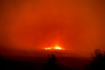 Orman Yangını 13 Saattir Söndürülemiyor