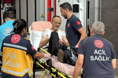 Düğüne Giden Minibüs Şarampole Devrildi