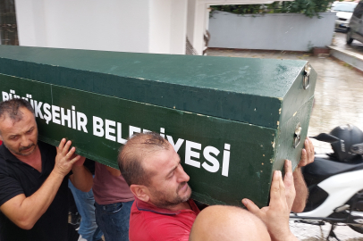 18 yaşındaki genç evinde ölü bulundu