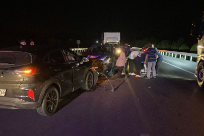 Yol Çalışması Olan Yolda Kafa Kafaya Girdiler