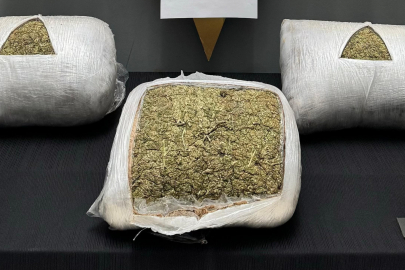 Yolcu valizinde kilolarca madde ele geçirildi