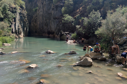 Masiro Kanyonu güzelliğiyle büyülüyor