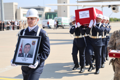 Kazada şehit olan 4 asker memleketlerine uğurlandı