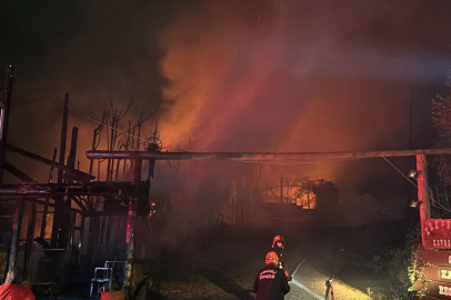 Kovboy Kasabası Yandı