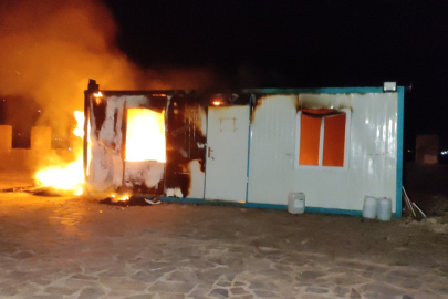 Baraka Küle Döndü